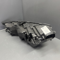 AUDİ A4 B9 2016-2019 FAR KASASI SAĞ